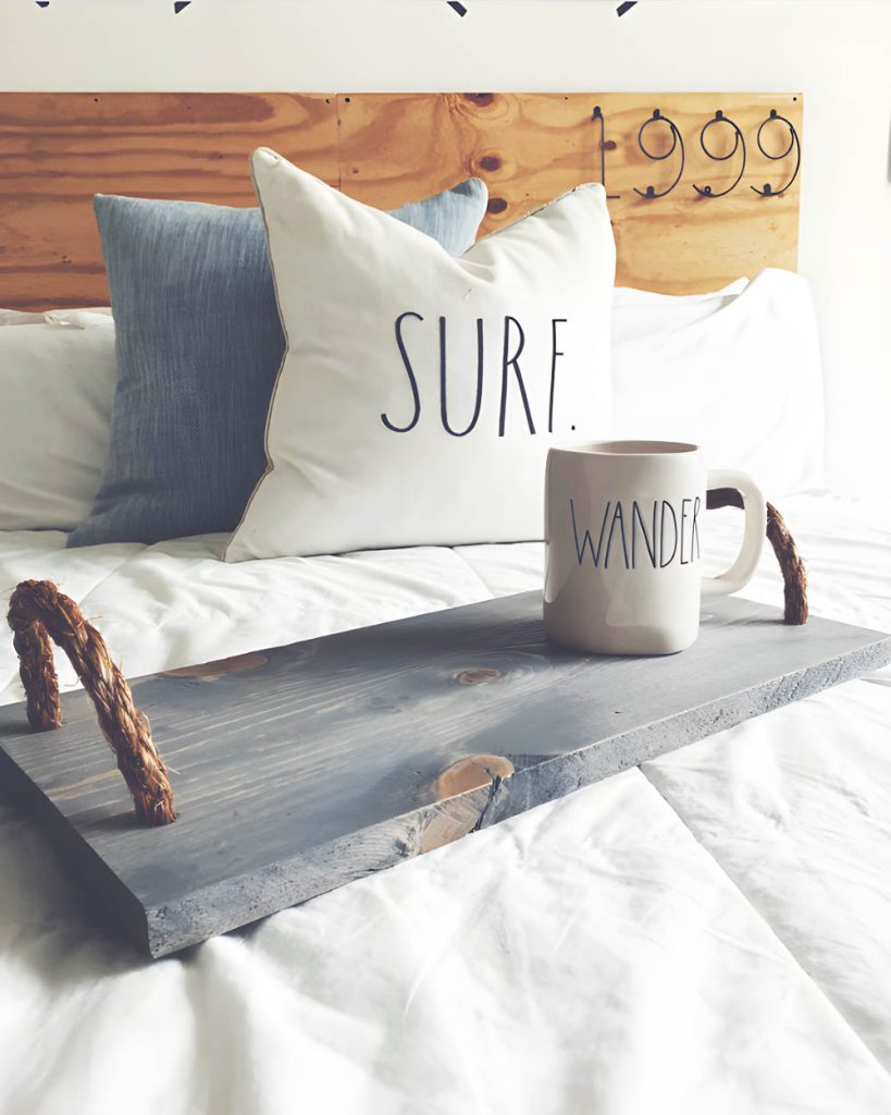 Relaxed Coastal Vibes with Surf-Inspired Accents - Coastal Home Decor Ideas