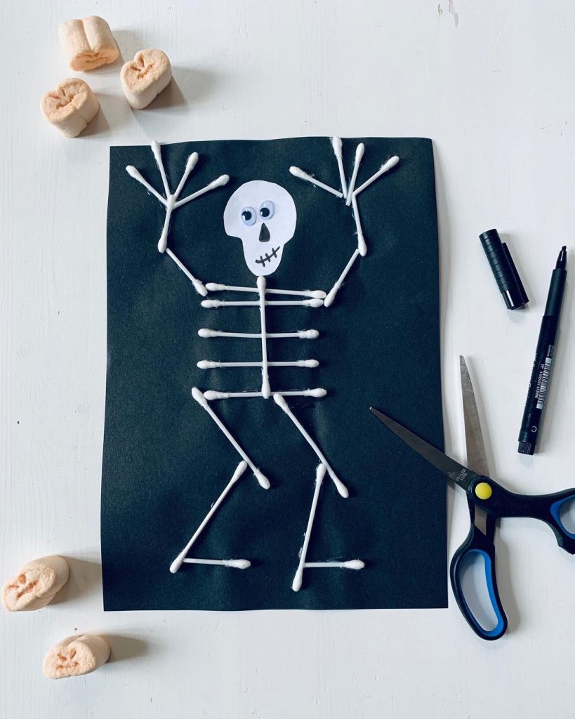 DIY Halloween crafts