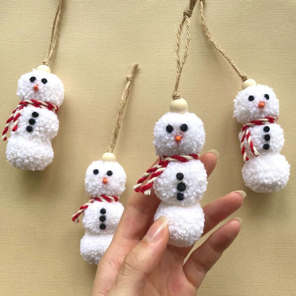 Pom-Pom Snowmen - DIY Christmas Crafts for Kids