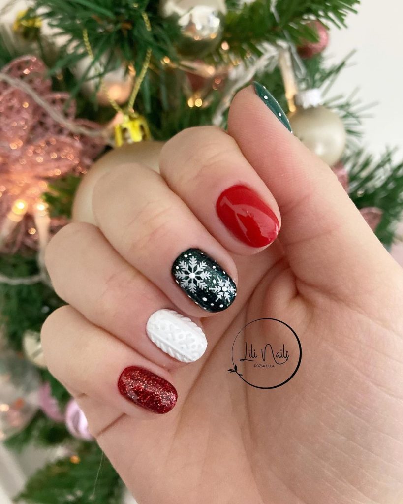 Christmas Nails