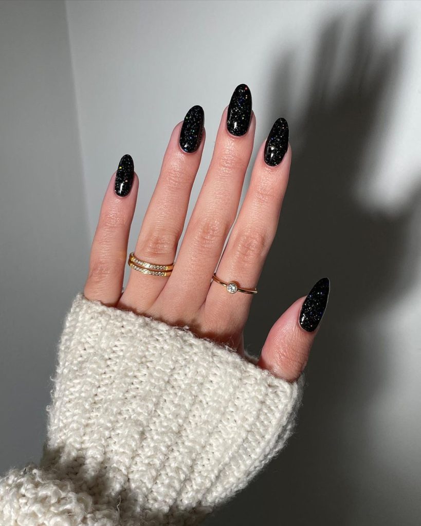 black nails