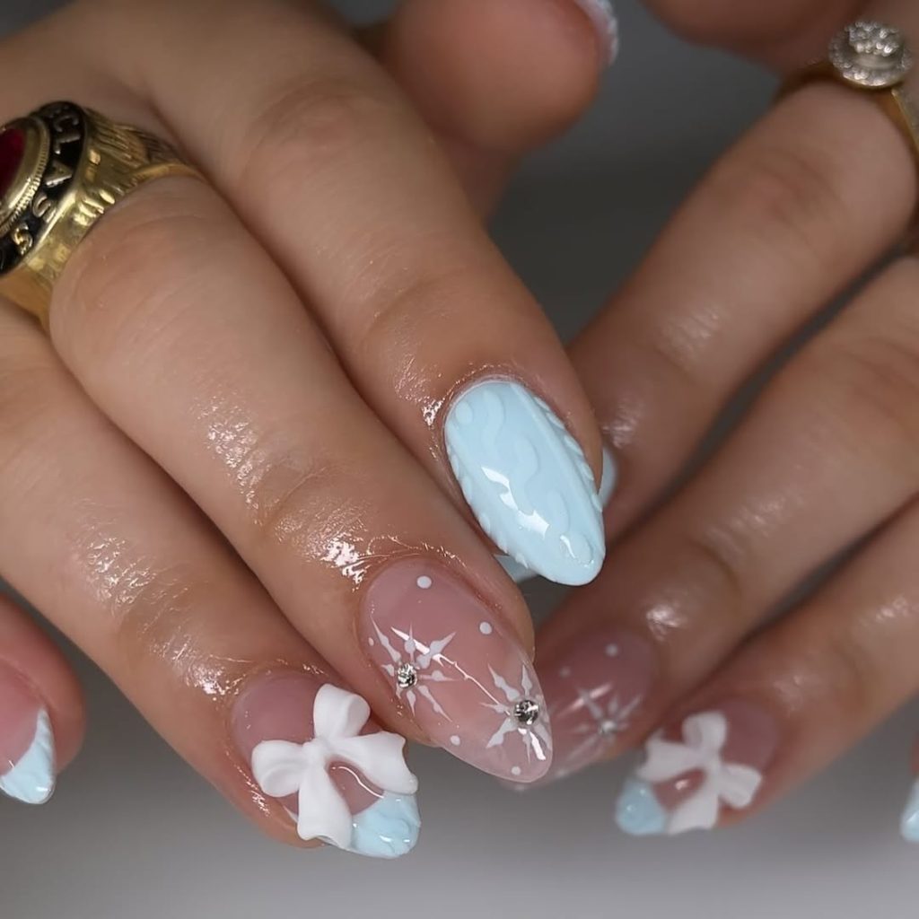 snowflake nails,