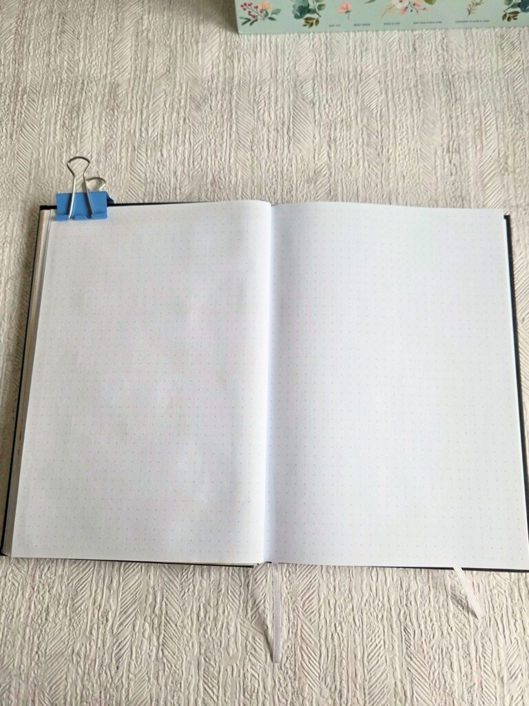 October bullet journal step by step tutorial - halloween theme