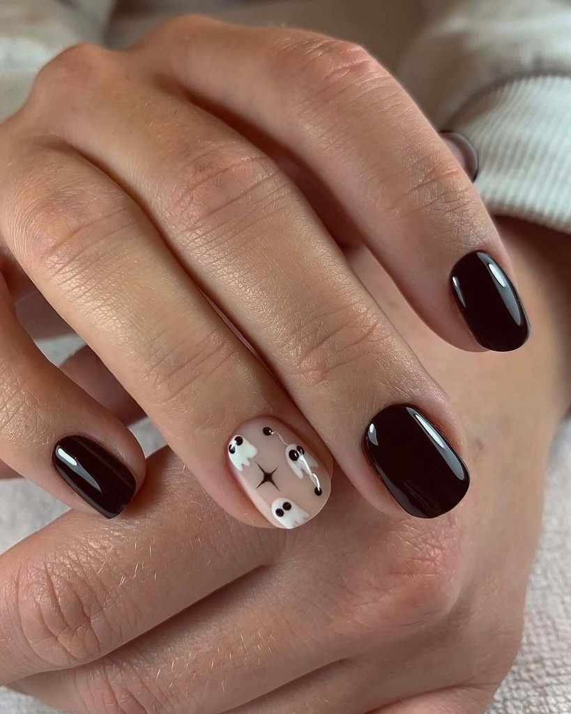 Halloween nails